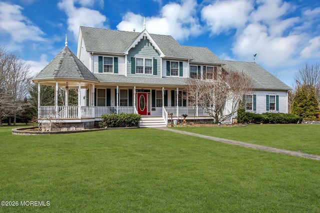 1074 Prospect Avenue, Manahawkin, NJ 08050