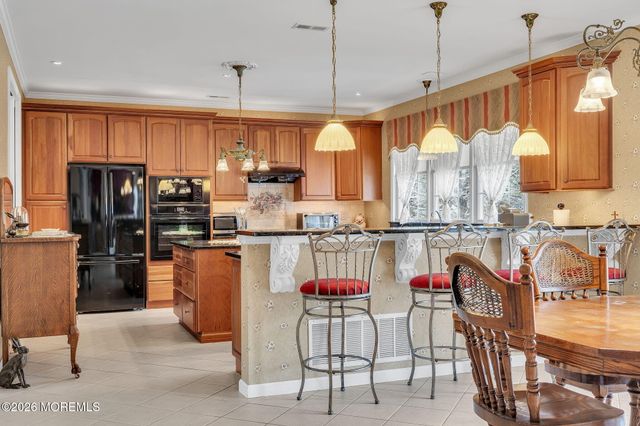 1074 Prospect Avenue, Manahawkin, NJ 08050