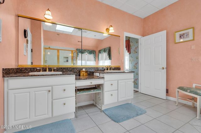 1074 Prospect Avenue, Manahawkin, NJ 08050