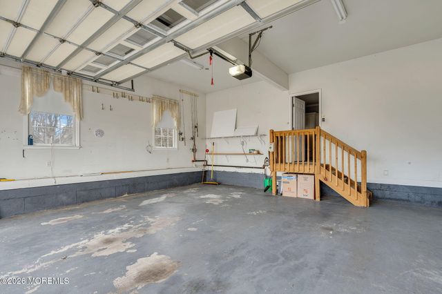 1074 Prospect Avenue, Manahawkin, NJ 08050