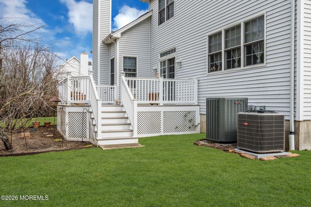 1074 Prospect Avenue, Manahawkin, NJ 08050