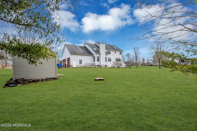 1074 Prospect Avenue, Manahawkin, NJ 08050