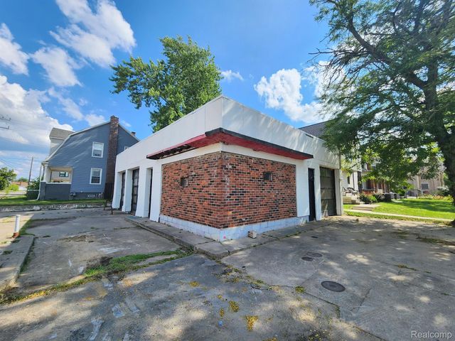 8041 John R Street, Detroit, MI 48202