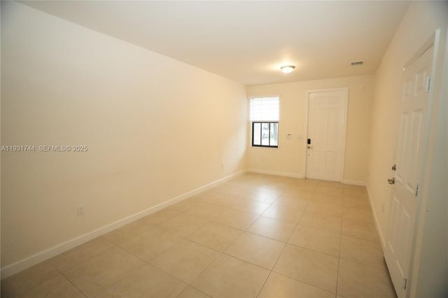 10436 NW 61st Ln 00, Doral, FL 33178