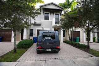 10436 NW 61st Ln 00, Doral, FL 33178