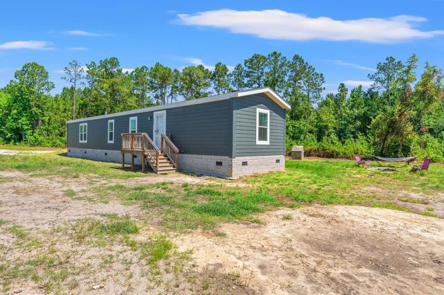 8790 Luck Rd., Nichols, SC 29581