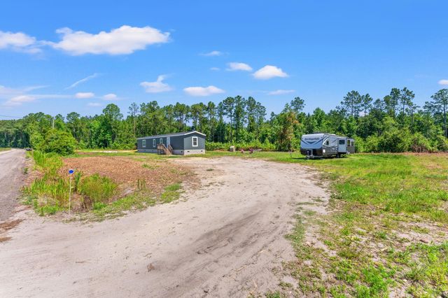 8790 Luck Rd., Nichols, SC 29581