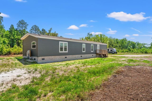 8790 Luck Rd., Nichols, SC 29581