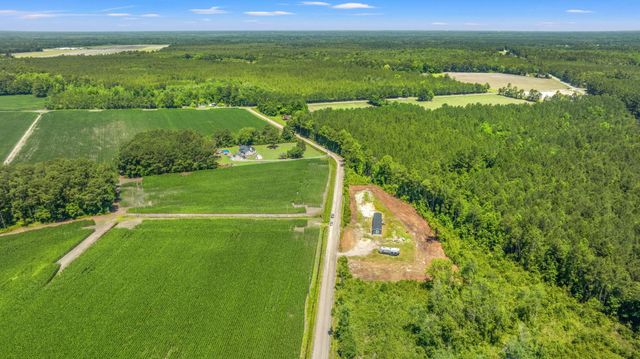 8790 Luck Rd., Nichols, SC 29581