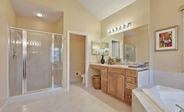 2510 Bayswater Circle, Gurnee, IL 60031