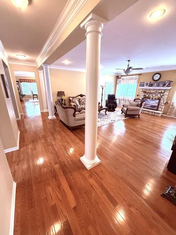 2510 Bayswater Circle, Gurnee, IL 60031