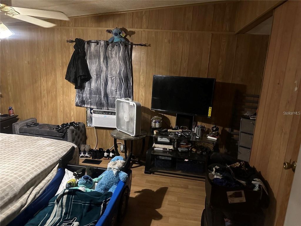 Image 13 of property listing at 9624 SE 161ST STREET, Summerfield, FL 34491