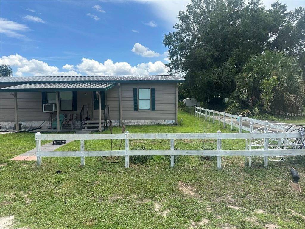 Image 28 of property listing at 9624 SE 161ST STREET, Summerfield, FL 34491