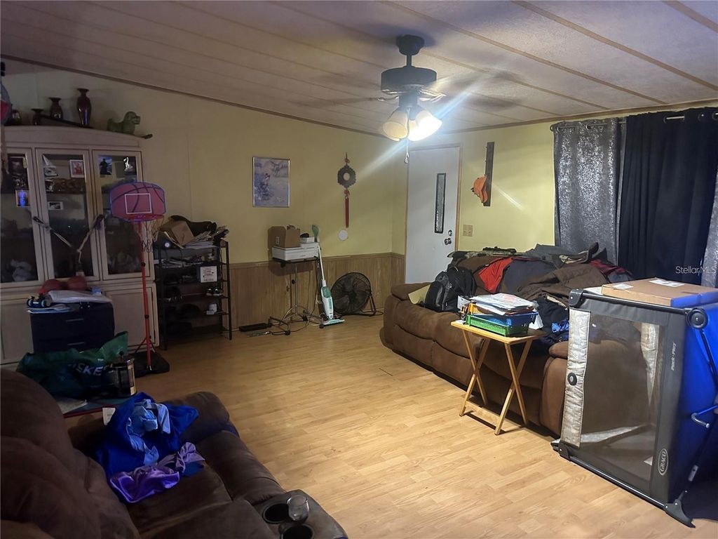 Image 6 of property listing at 9624 SE 161ST STREET, Summerfield, FL 34491