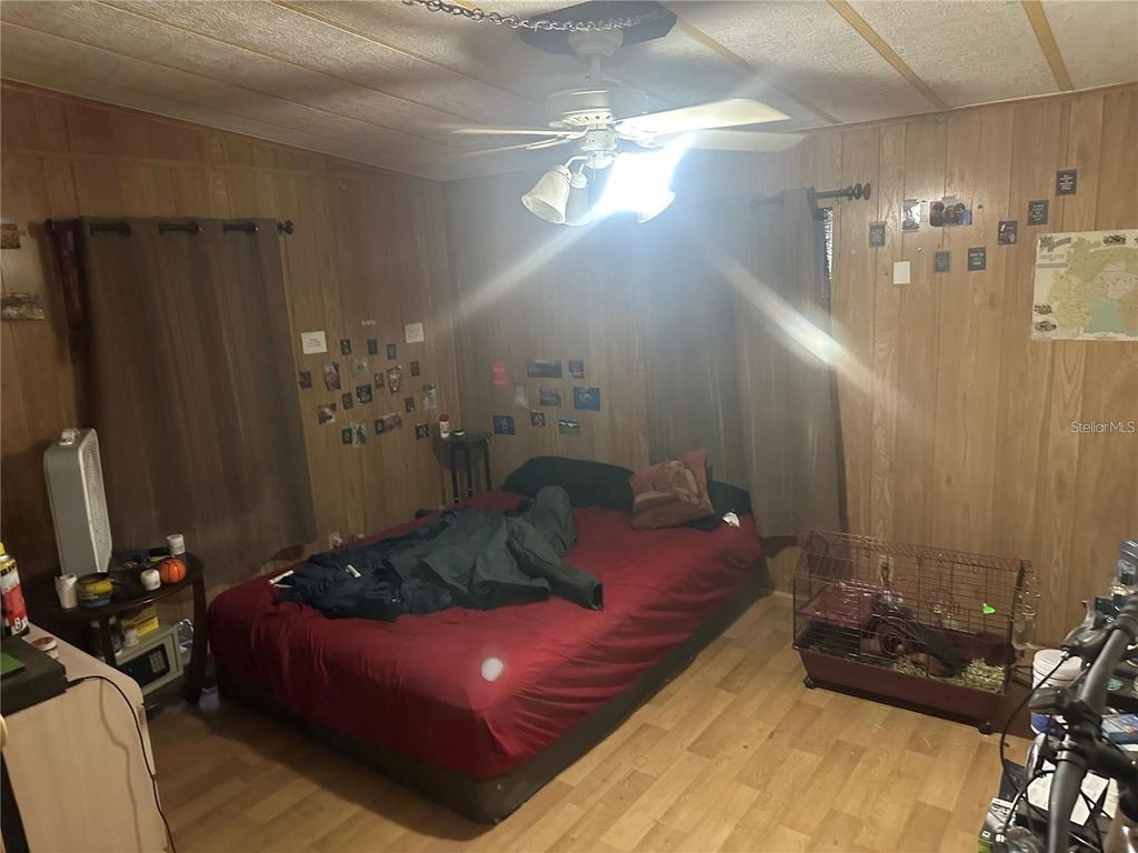 Image 10 of property listing at 9624 SE 161ST STREET, Summerfield, FL 34491