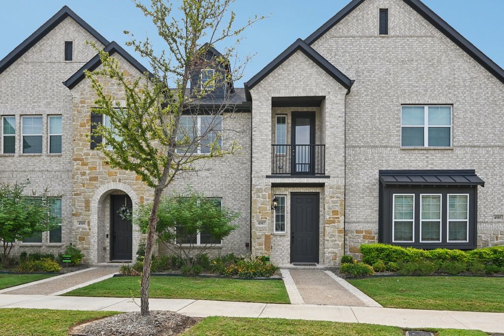 4507 Cypress Thorn Drive, Arlington, TX 76005