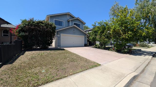 3133 Andre Ln, Turlock, CA 95382
