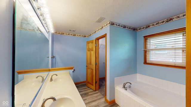 8316 Hunters Meadow Way, Indianapolis, IN 46259