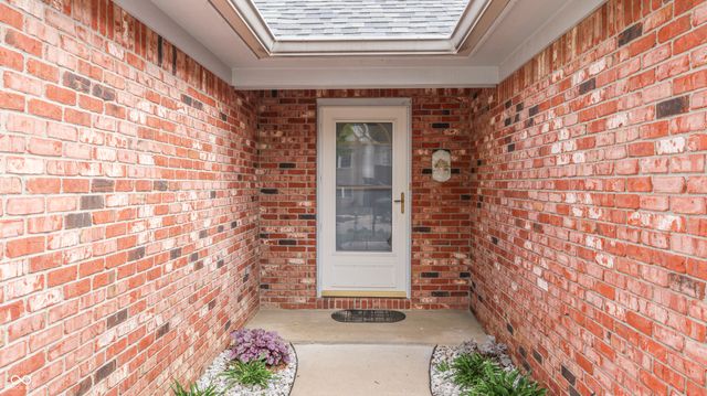8316 Hunters Meadow Way, Indianapolis, IN 46259