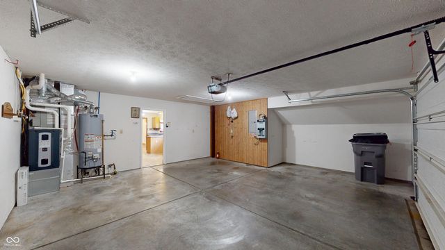 8316 Hunters Meadow Way, Indianapolis, IN 46259