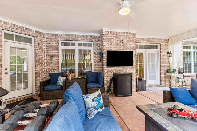 115 N Country Club Dr, Hendersonville, TN 37075