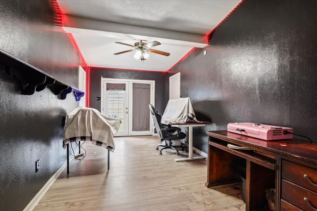 371 Somerset Court, Alvin, TX 77511