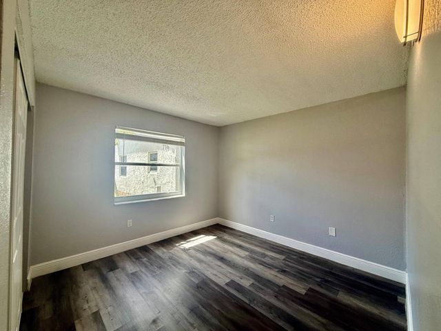 726 SW 81st Avenue 14A, North Lauderdale, FL 33068