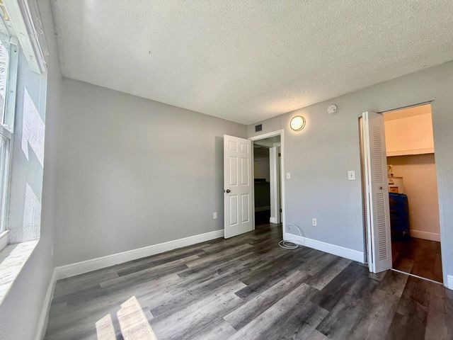 726 SW 81st Avenue 14A, North Lauderdale, FL 33068
