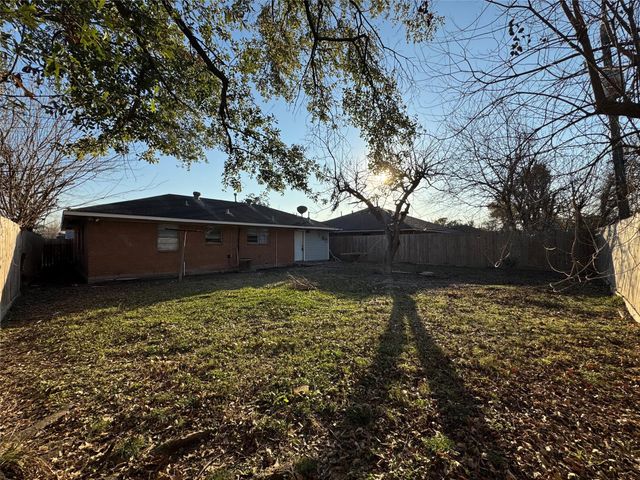 8719 Tilgham Street, Houston, TX 77029