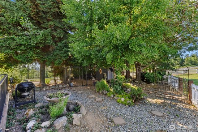 22285 Cully Road, Sedro Woolley, WA 98284