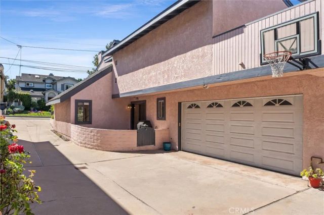 1923 Pullman, Redondo Beach, CA 90278