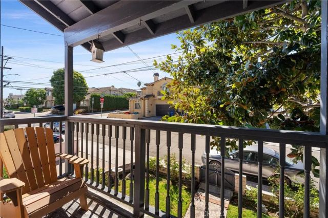 1923 Pullman, Redondo Beach, CA 90278