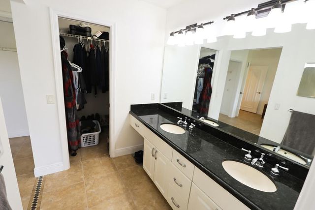 5667 Cameo Drive N, Boca Raton, FL 33433