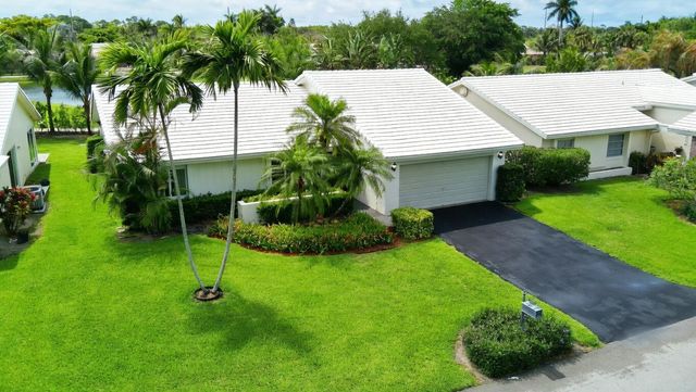 5667 Cameo Drive N, Boca Raton, FL 33433