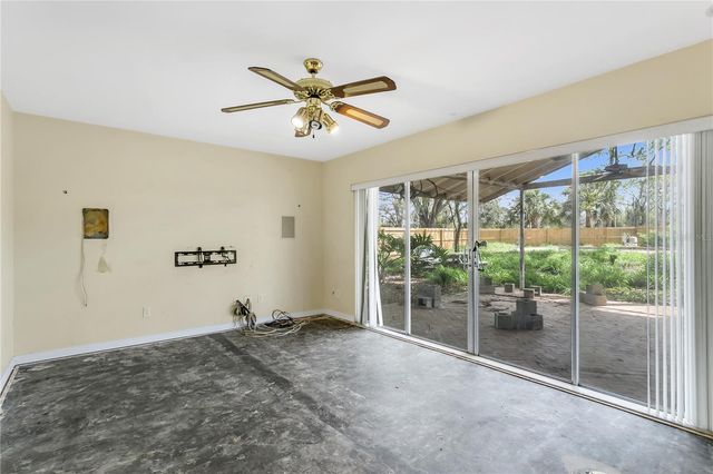 6734 TWELVE OAKS BOULEVARD, Tampa, FL 33634