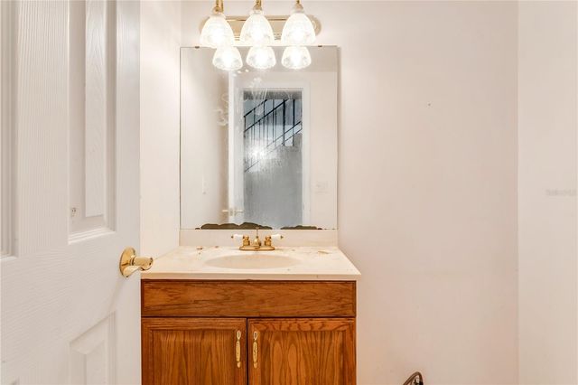 6734 TWELVE OAKS BOULEVARD, Tampa, FL 33634