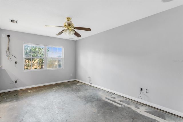 6734 TWELVE OAKS BOULEVARD, Tampa, FL 33634