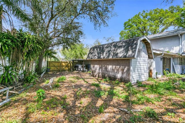 6734 TWELVE OAKS BOULEVARD, Tampa, FL 33634