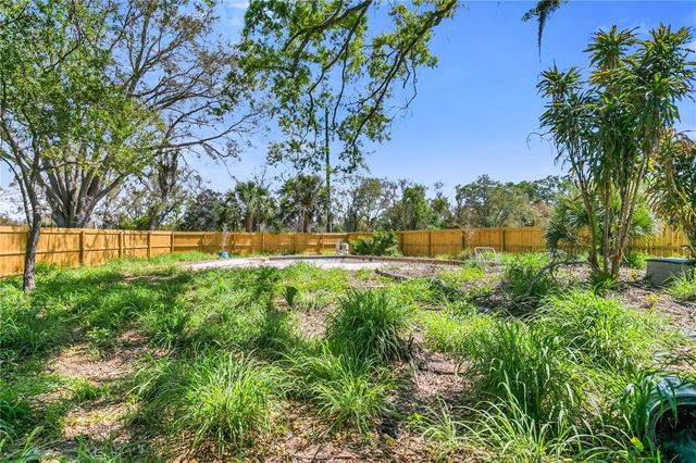 6734 TWELVE OAKS BOULEVARD, Tampa, FL 33634