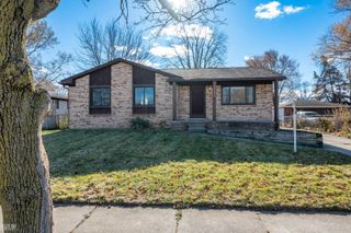 13696 Harthill Avenue, Warren, MI 48089