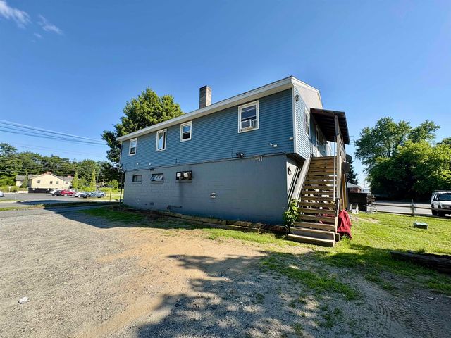 754 Hartford Avenue, Hartford, VT 05001
