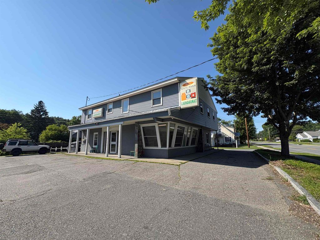 754 Hartford Avenue, Hartford, VT 05001