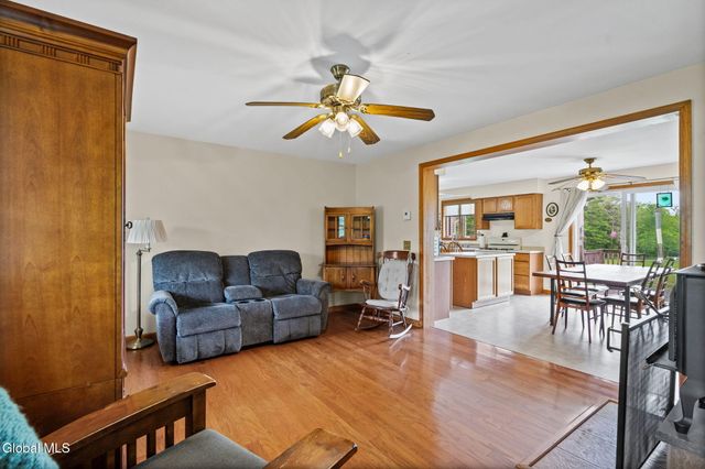 2 Crounse Road, Berne, NY 12023