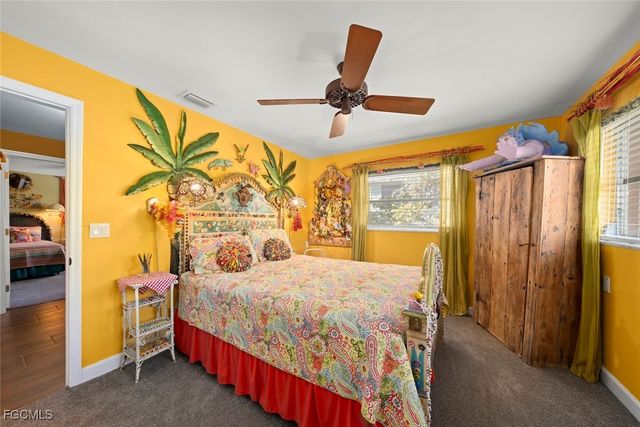 6076 Castaways LN, Sanibel, FL 33957