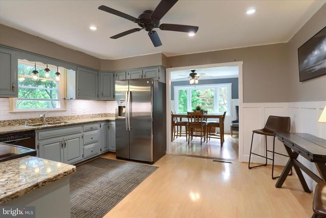 1700 FAIRMONT DRIVE, Mechanicsburg, PA 17055