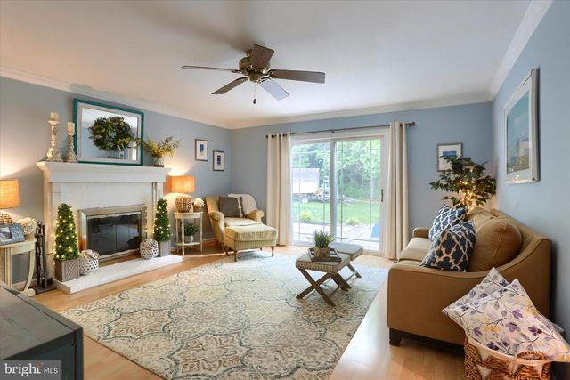 1700 FAIRMONT DRIVE, Mechanicsburg, PA 17055