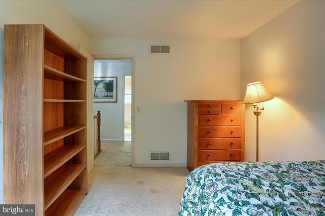1700 FAIRMONT DRIVE, Mechanicsburg, PA 17055