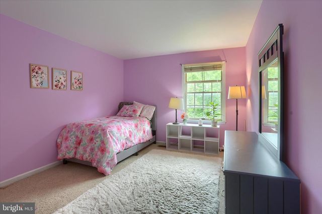 1700 FAIRMONT DRIVE, Mechanicsburg, PA 17055