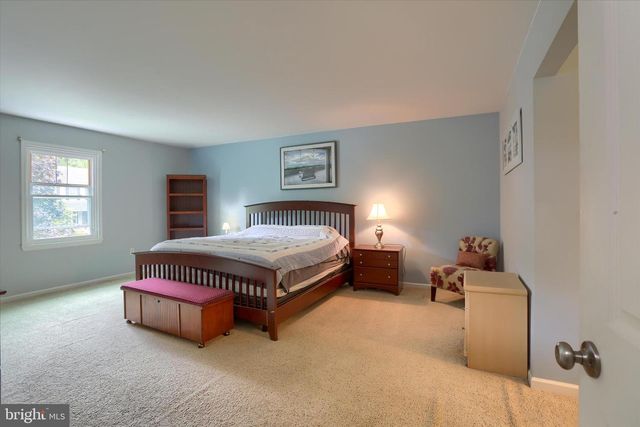 1700 FAIRMONT DRIVE, Mechanicsburg, PA 17055