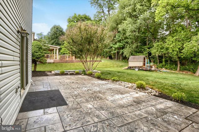 1700 FAIRMONT DRIVE, Mechanicsburg, PA 17055
